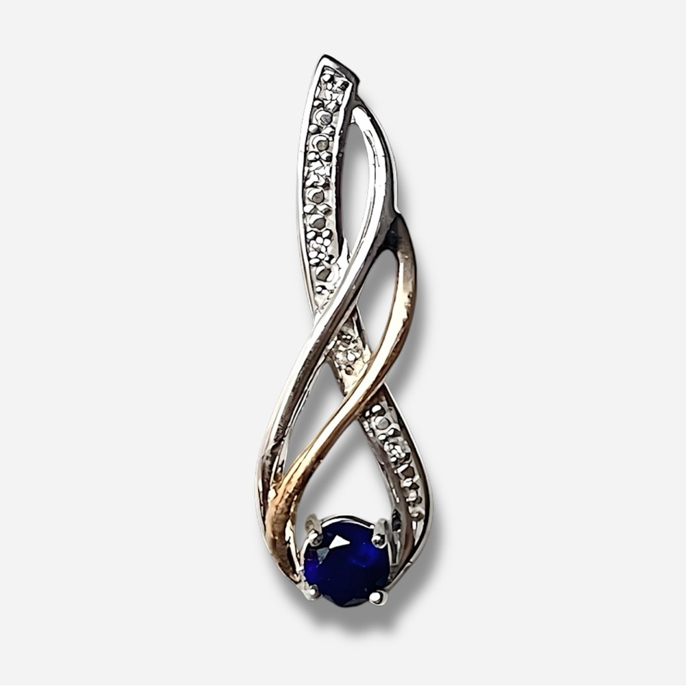 🌸Pendant🌸 10K Gold & 925 Sterling Silver Pendant